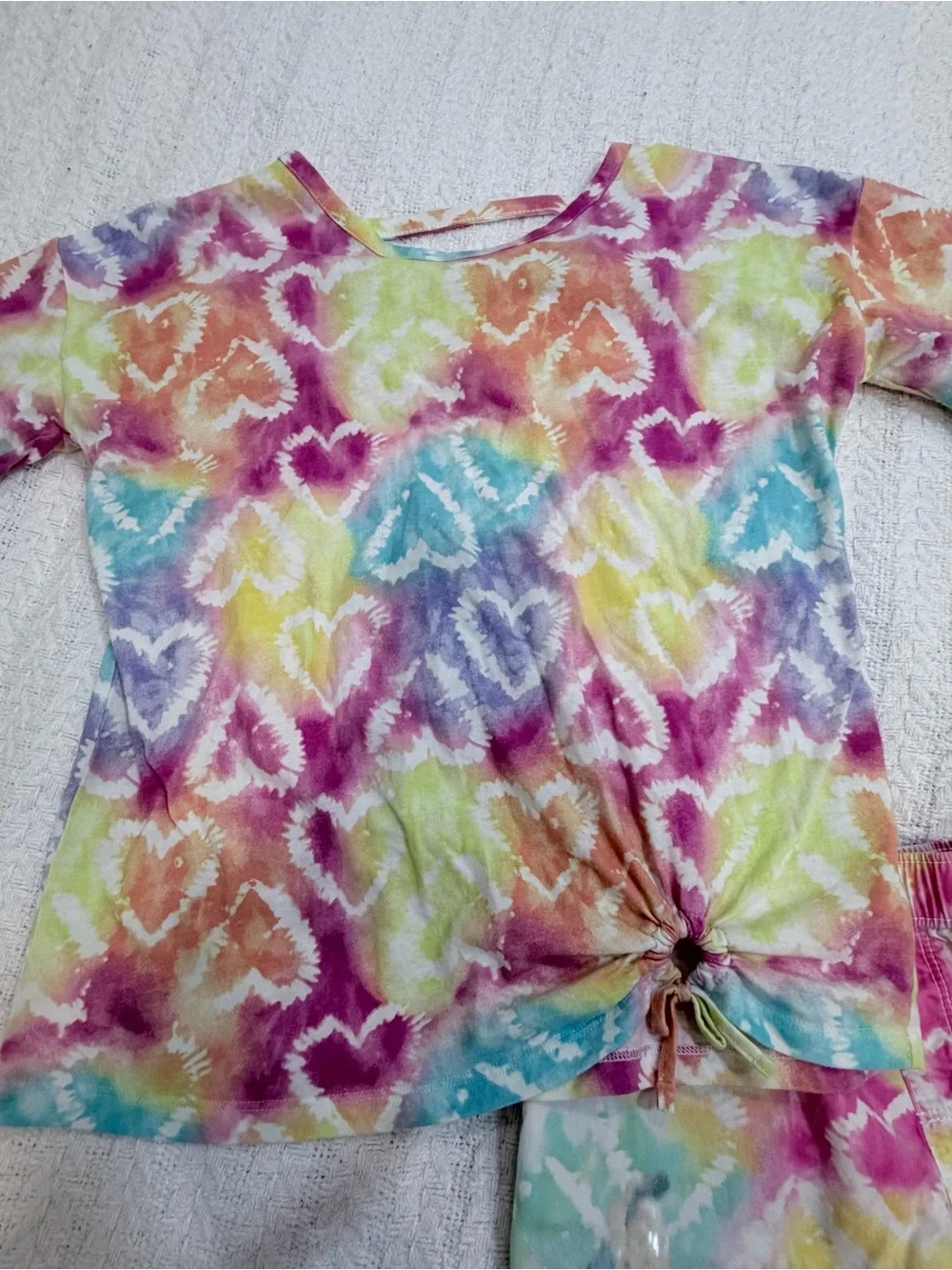 The Children’s Place Girls Tie-Dye Heart Outfit Set (Top XL/14, Shorts 10)
